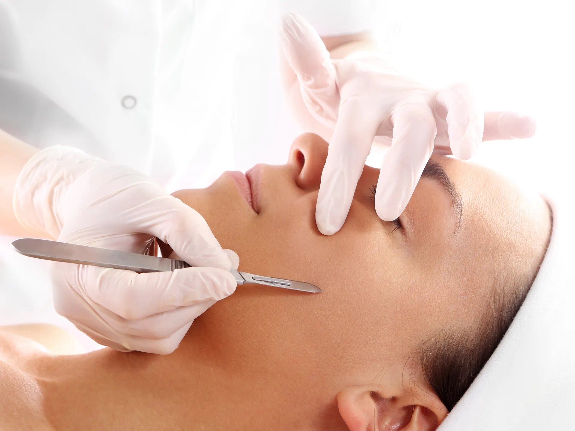 Dermaplaning Dermaplaning